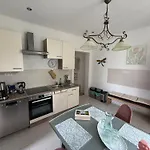 Apartment Stadtkern Von 80qm