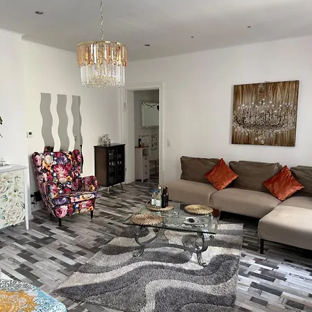 Stadtkern Von 80qm Apartmán